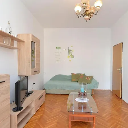 Apartamento Cozy In With Terrace