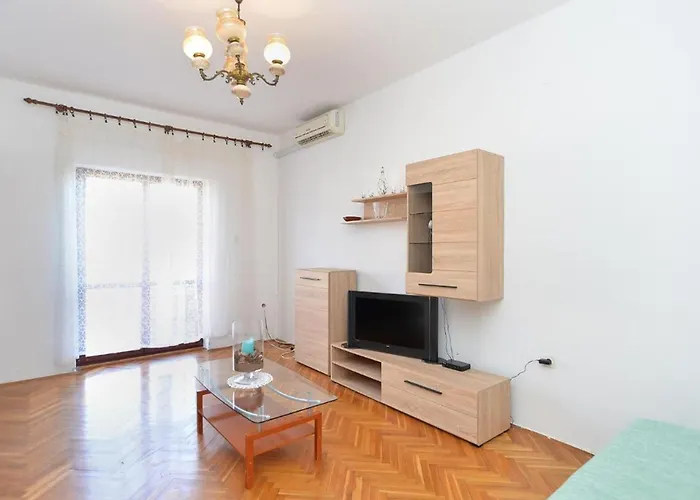 Cozy In With Terrace Apartmán Peroj